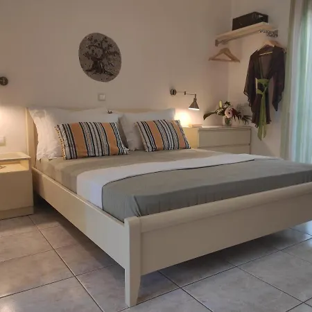 Apartament Aristea *