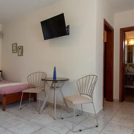 아파트 Aristea 사르티