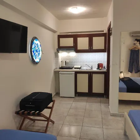 Aristea Apartment *
